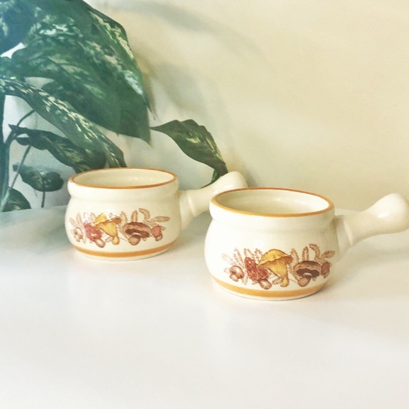 Vintage Other - Vintage Japan crock mushroom bowl handle set of 2